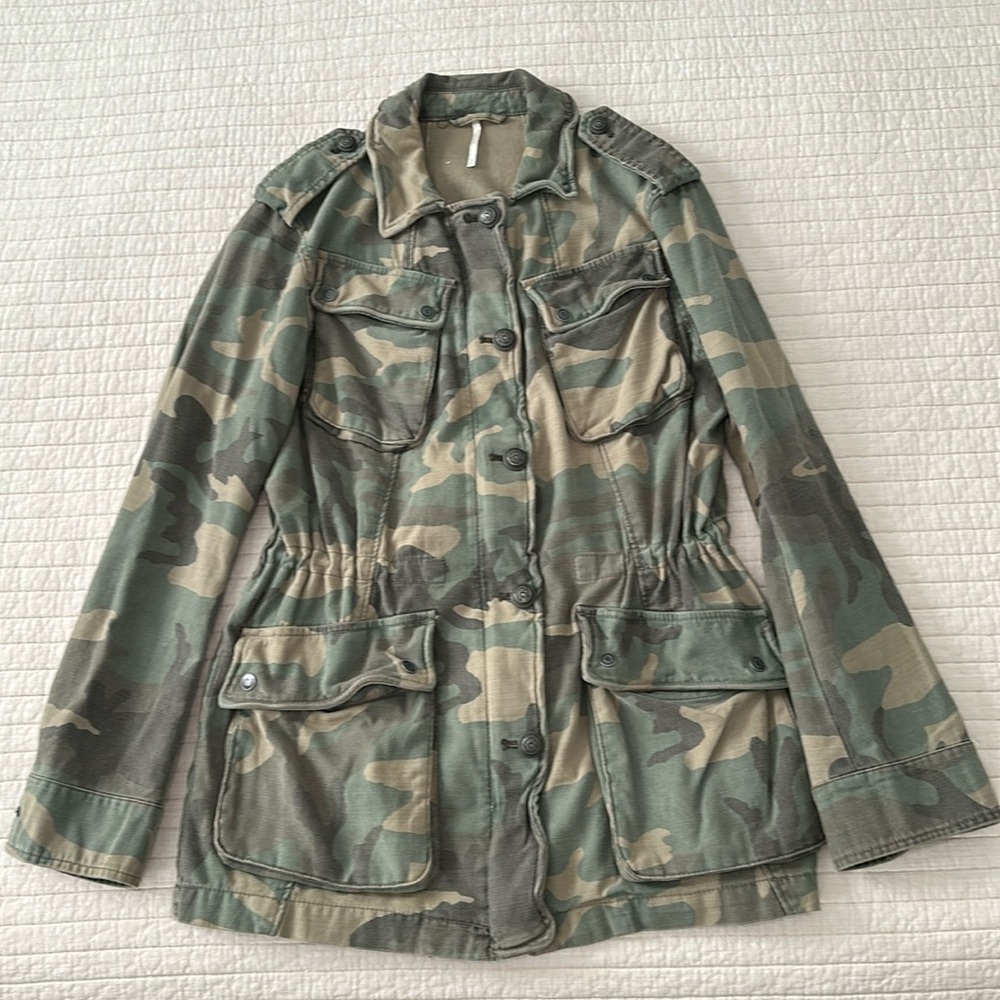 Womens Camo Utility Jacket - Green